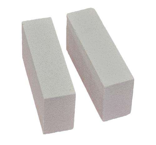 剛玉莫來石中輕質(zhì)磚